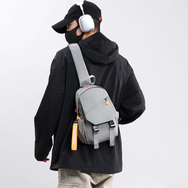 กระเป๋าสะพายข้างกันน้ำสำหรับผู - Hiking Backpack Waterproof บทวิจารณ์และราคา