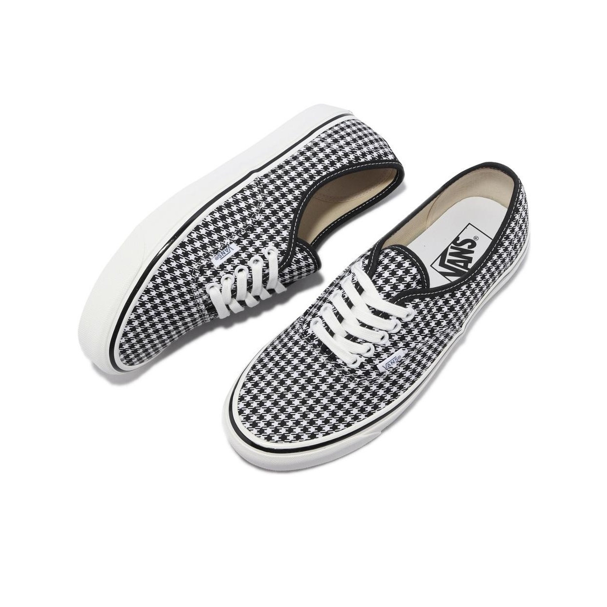 รองเท้าสเก็ตบอร์ด Vans Authent - Vans Shoes Authentic บทวิจารณ์และราคา
